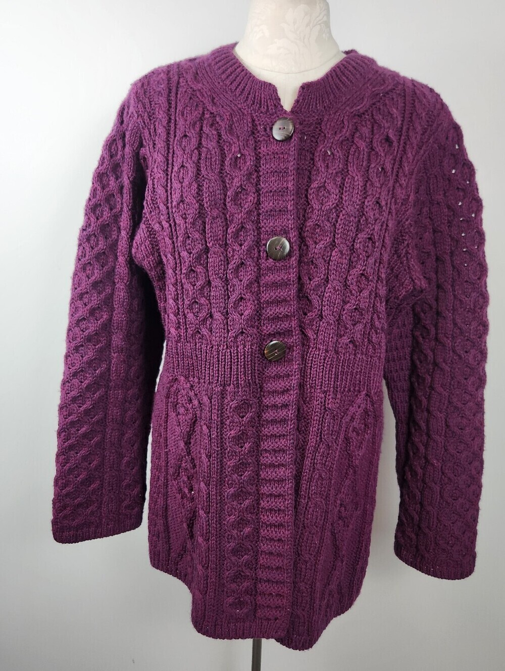 Carraig-Don Made In Ireland Merino Wool Cardigan Fair Isle Size Small Cable Knit